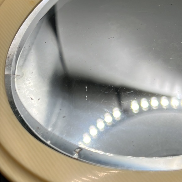 Vintage 1950’s celluloid hand mirror, comb - Picture 9 of 9